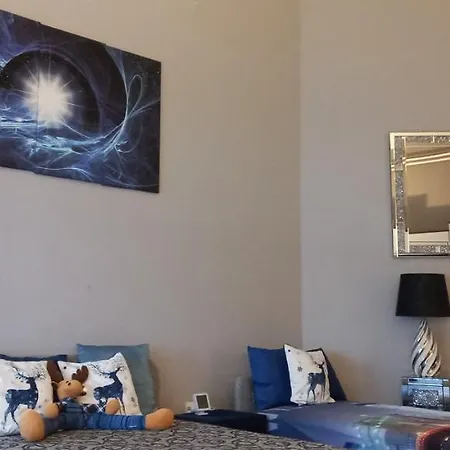 شقة Anker Silver Dream *